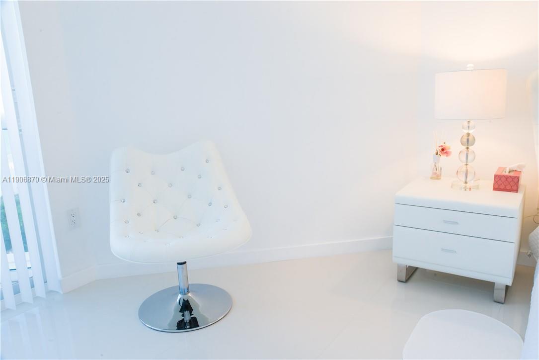 LA GORCE PALACE CONDO - Residential