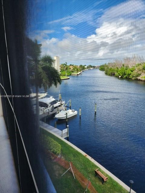 HILLSBORO COVE CONDO - Residential