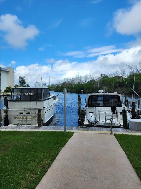HILLSBORO COVE CONDO - Residential
