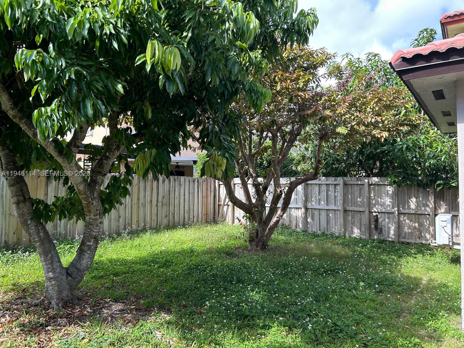 SILVER PALM HOMES - Residential