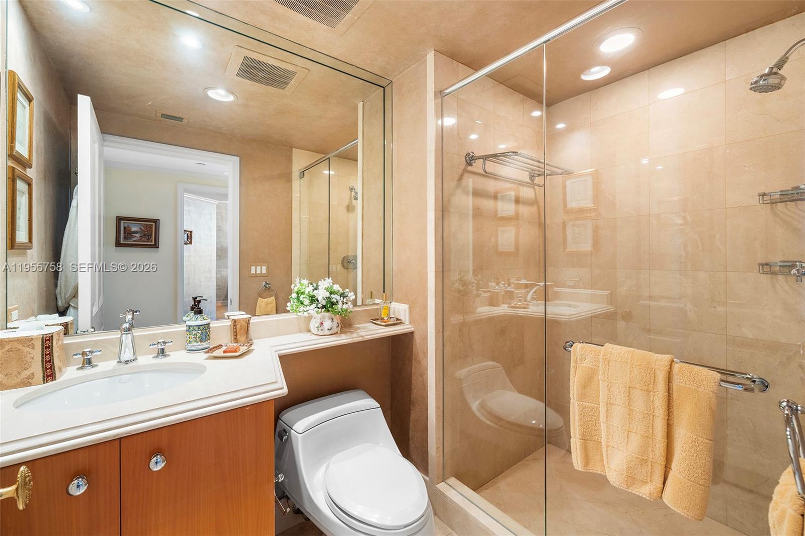 ACQUALINA OCEAN RESIDENCE - Residential