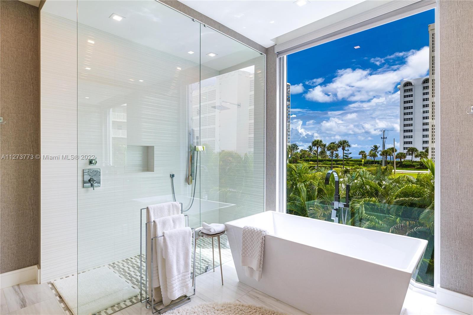 JOHNSTON HEIGHTS - Residential