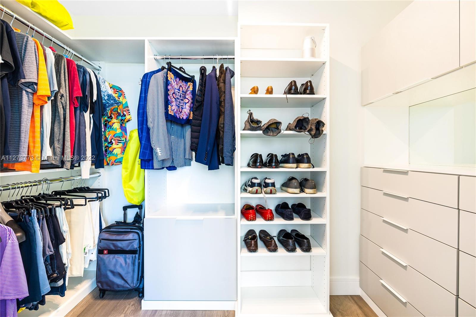 JOHNSTON HEIGHTS - Residential