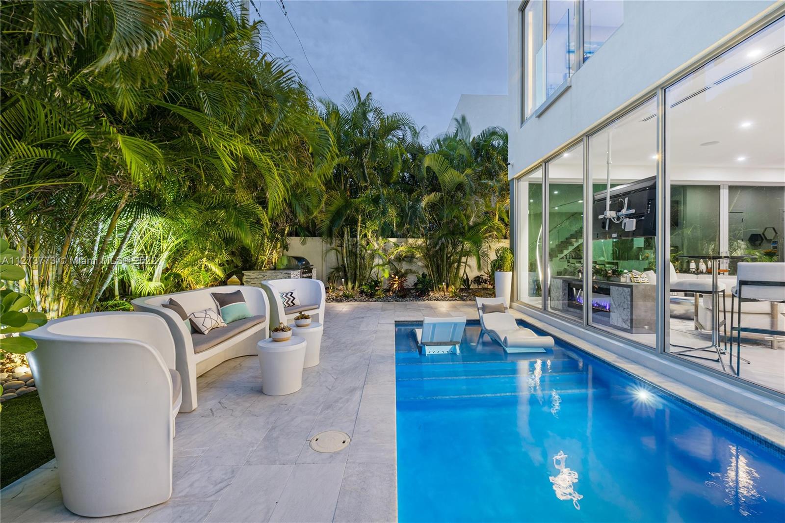 JOHNSTON HEIGHTS - Residential