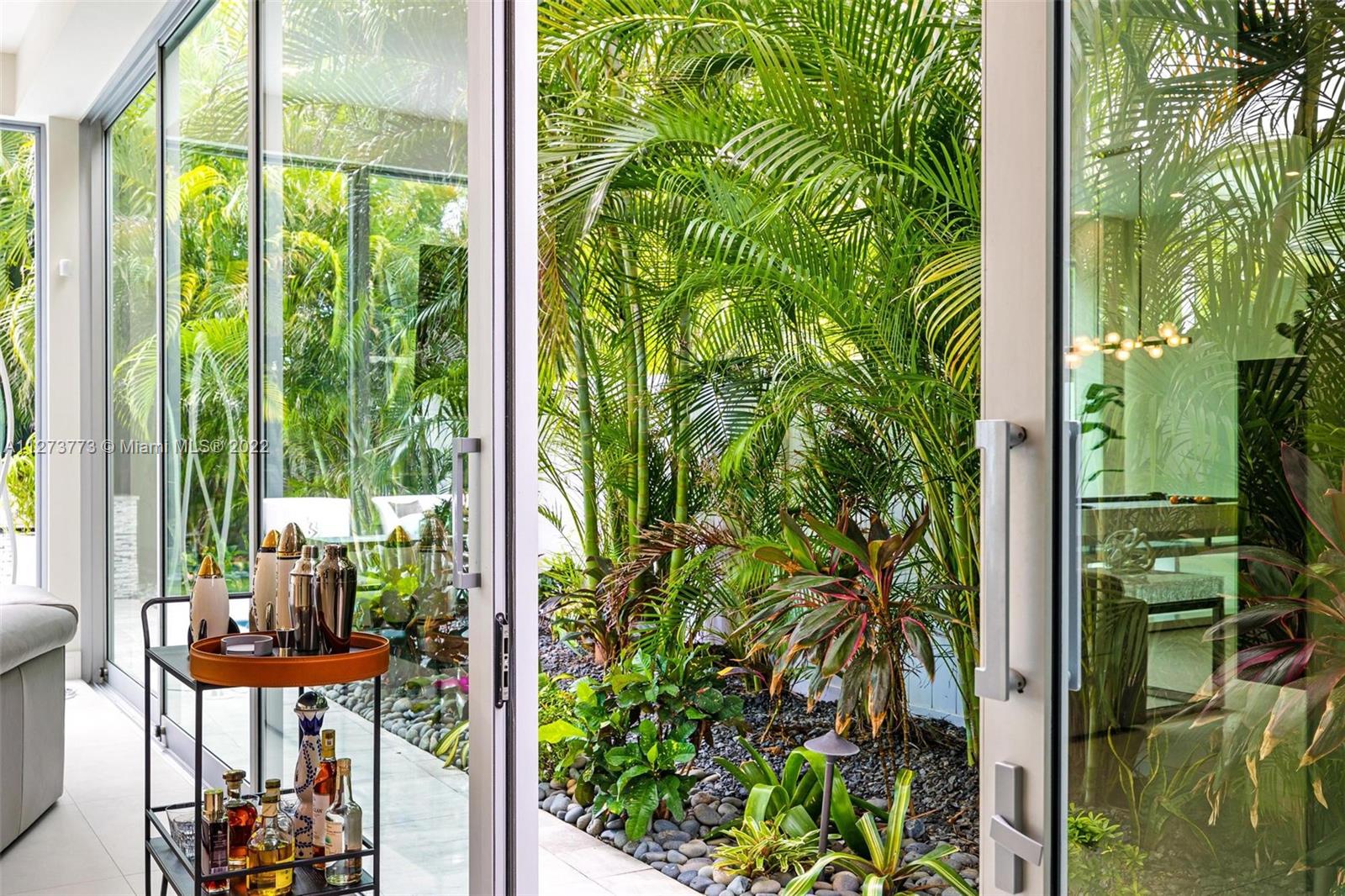 JOHNSTON HEIGHTS - Residential