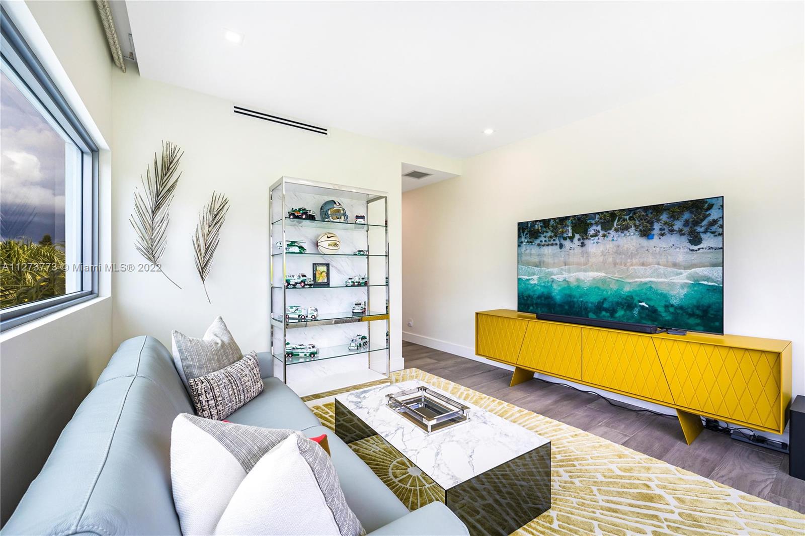 JOHNSTON HEIGHTS - Residential