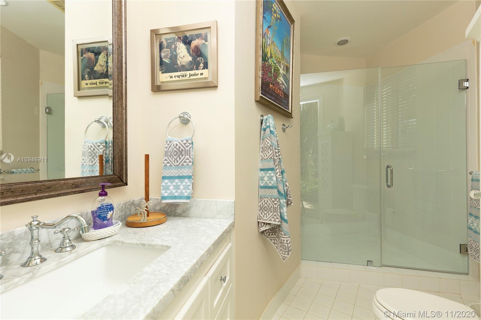 HELMS COUNTRY ESTATES RE- - Residential