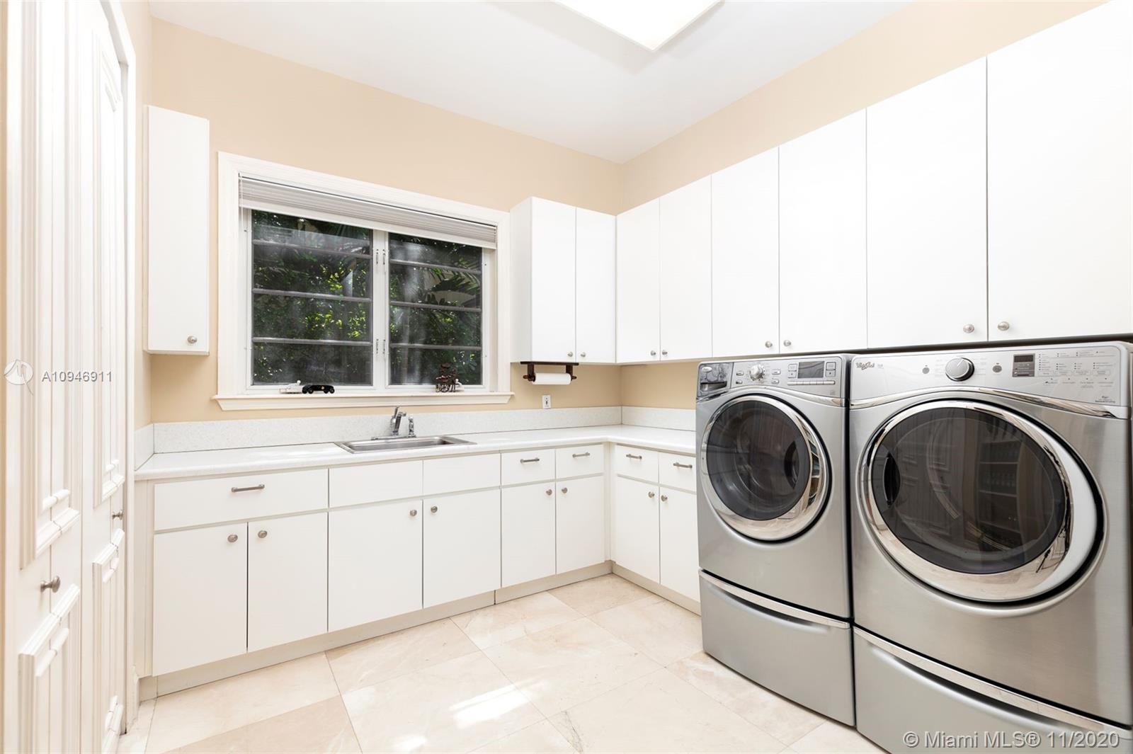 HELMS COUNTRY ESTATES RE- - Residential