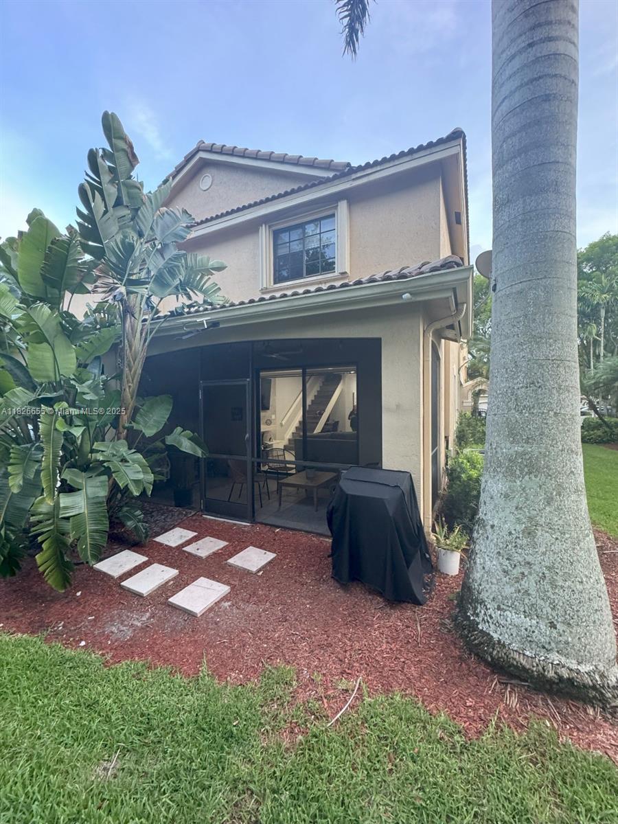 3891 Tree Top Dr