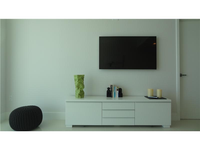 EDEN HOUSE - Residential Lease