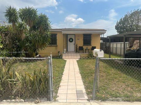 4465 E 8th Ln Hialeah FL 33013