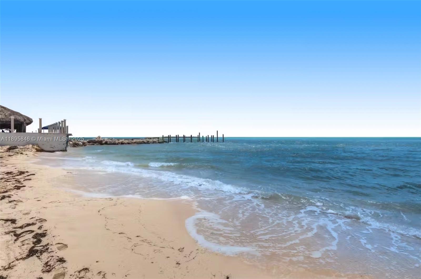 KEY COLONY BEACH - Residential