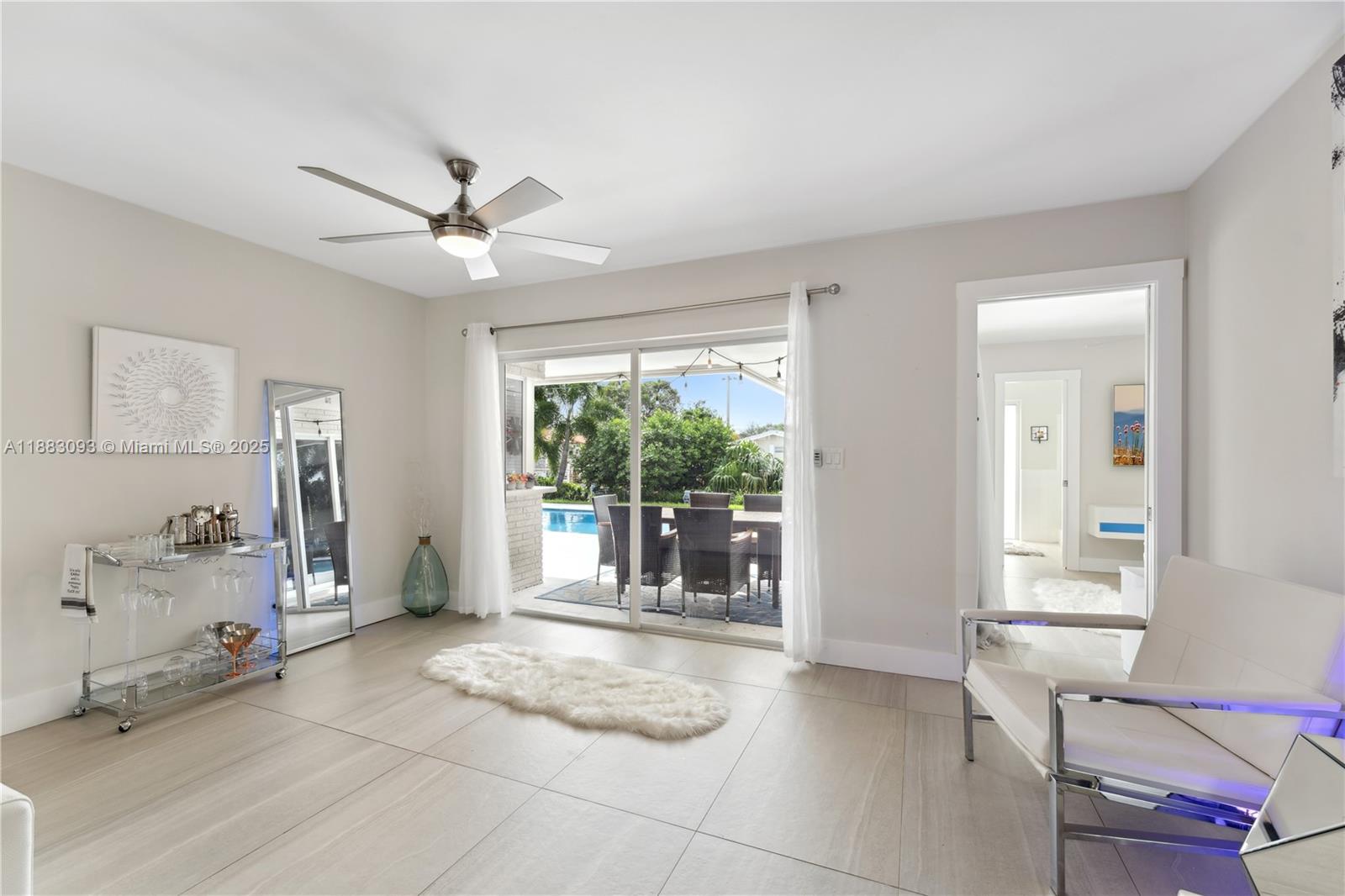 CORAL RIDGE ISLES - Residential Lease