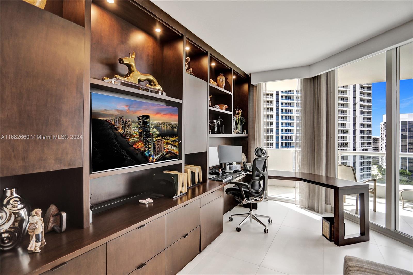 ATLANTIC I AT THE POINT C - Residential