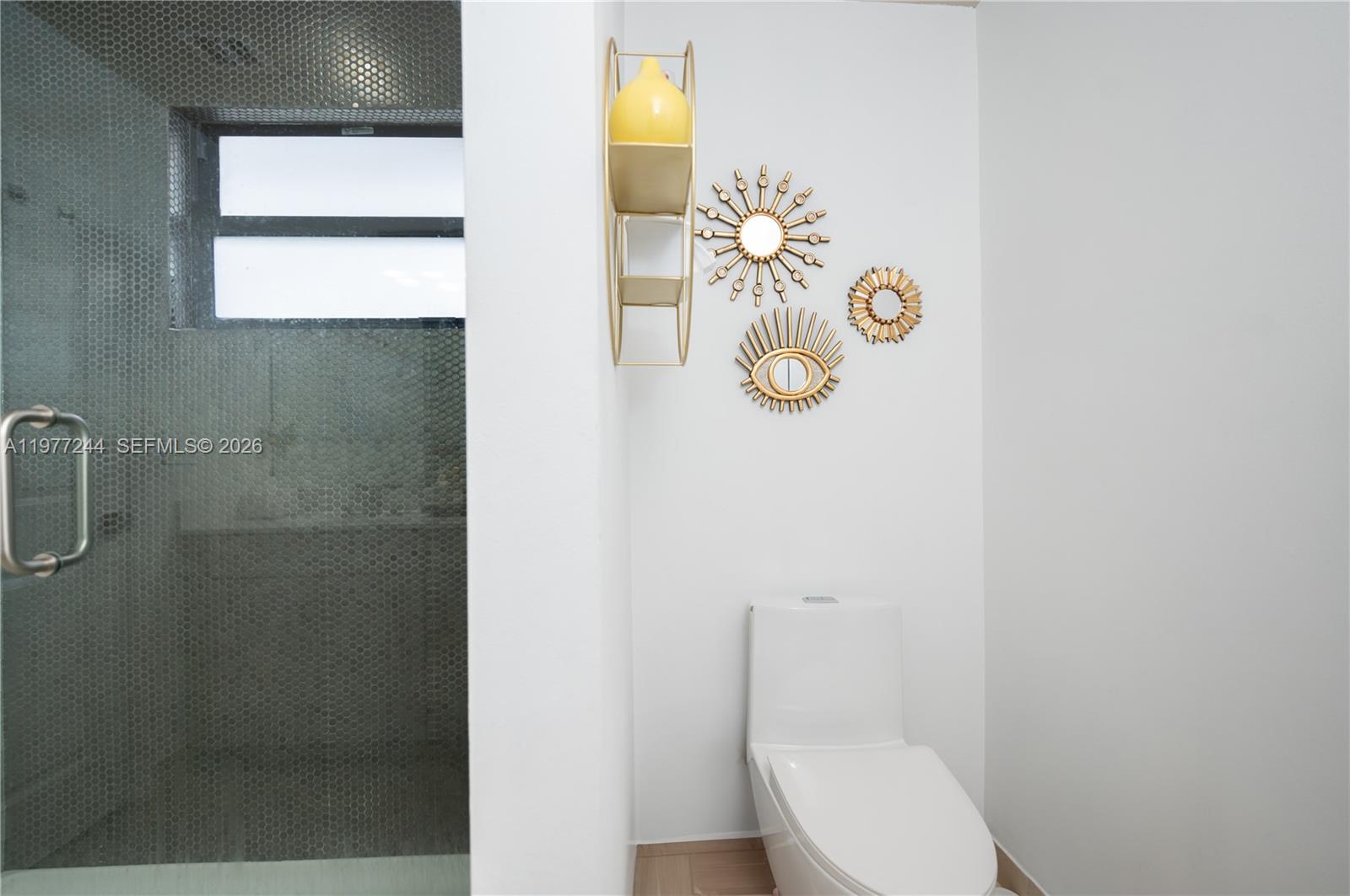 CHAMPION LAKES - Residential