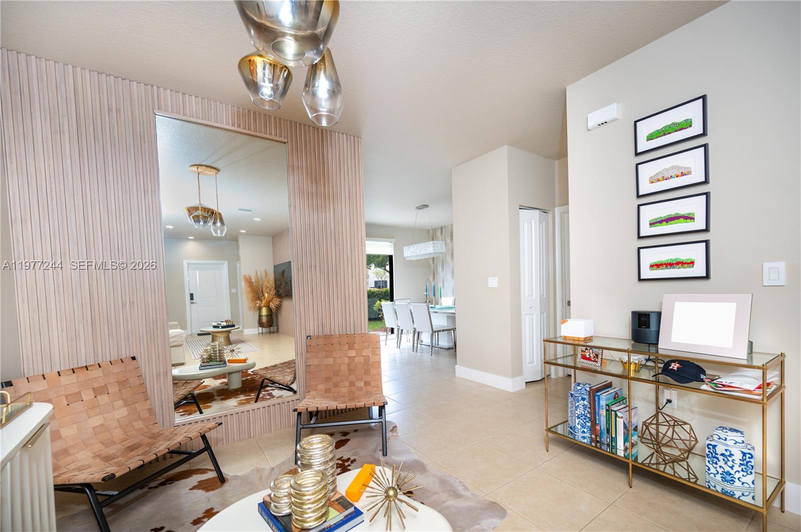 CHAMPION LAKES - Residential