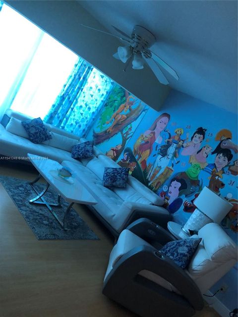 5445 Collins Ave TH2 Miami Beach FL 33140