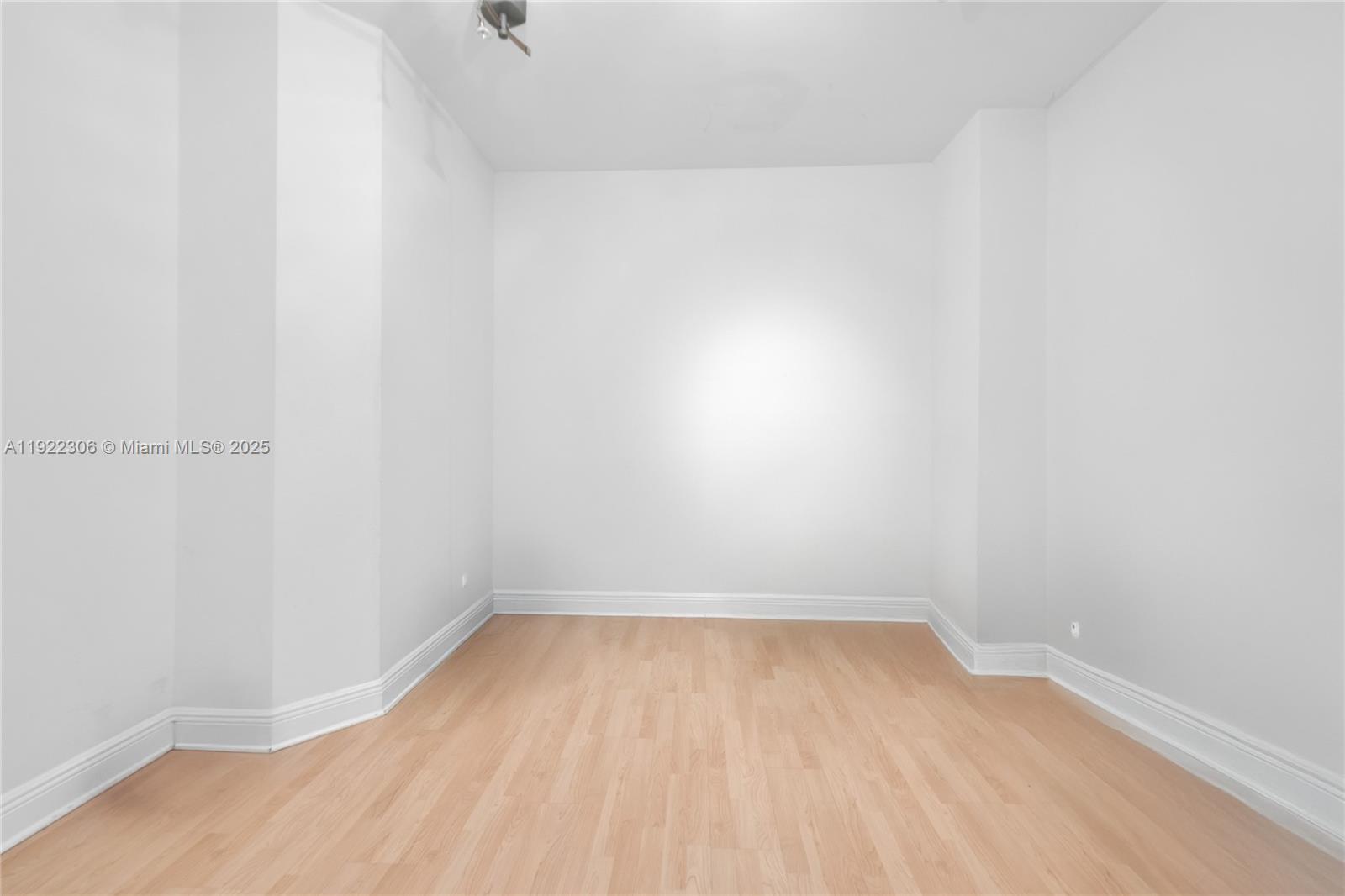 ATLANTIC III AT THE POINT - Residential