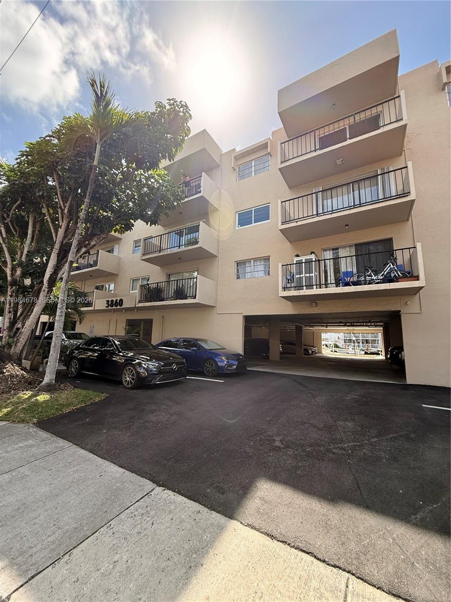 WATERWAY ISLES CONDO - Residential