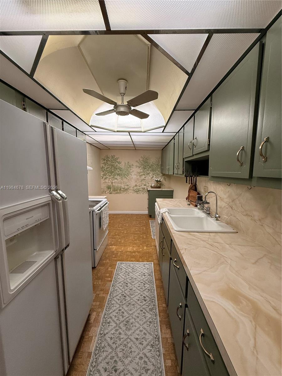 WATERWAY ISLES CONDO - Residential