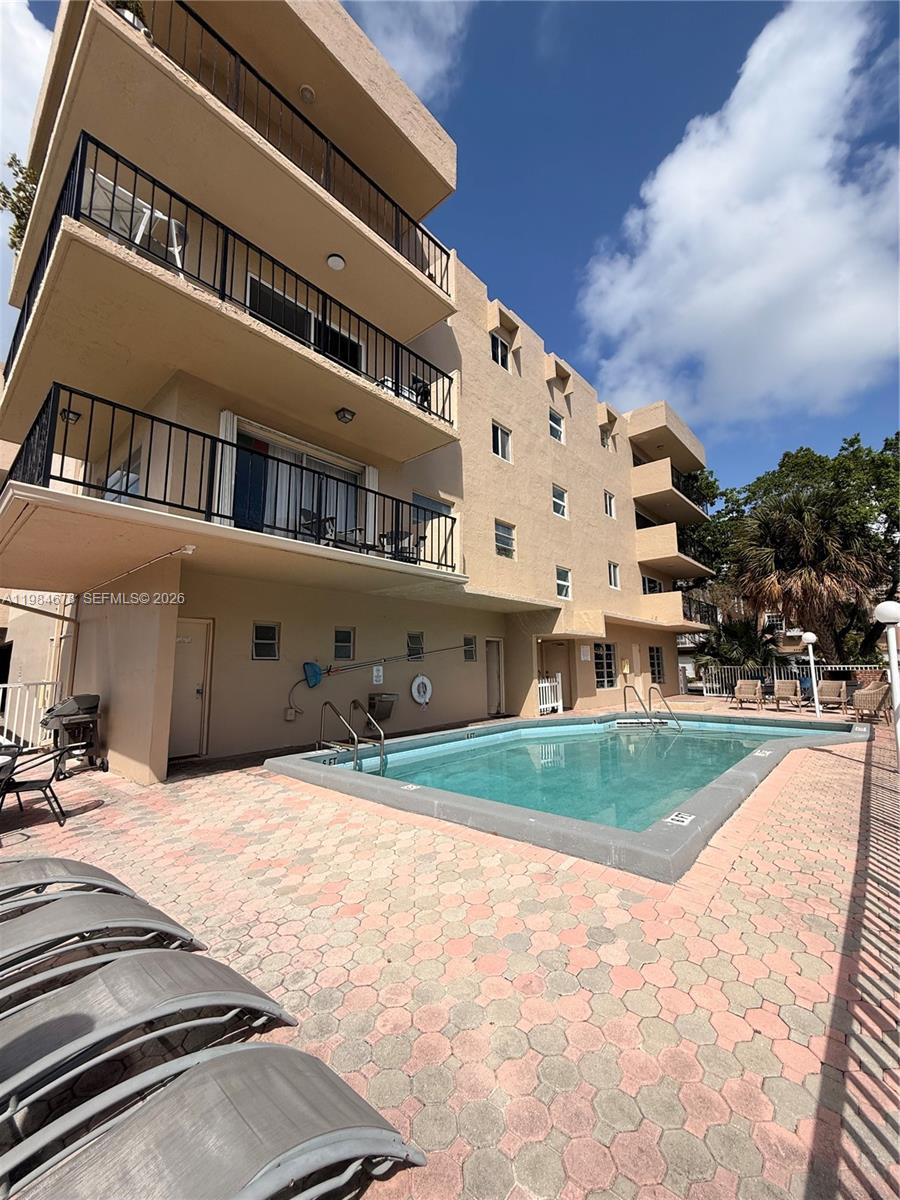 WATERWAY ISLES CONDO - Residential