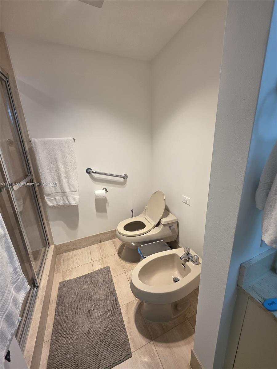 TERRACES NORTH TURNBERRY - Residential