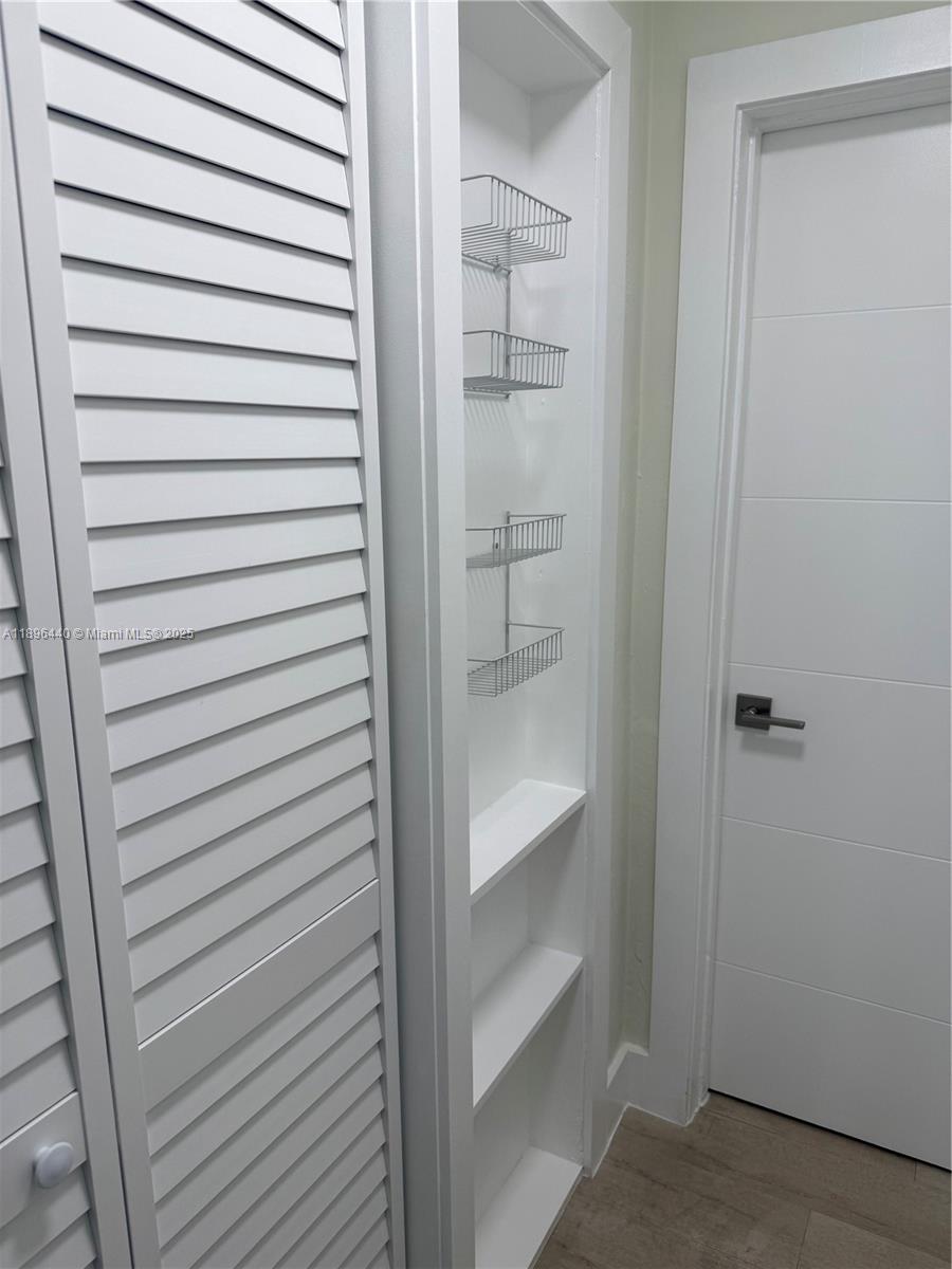 SILVER PALMS AT DADELAND - Residential