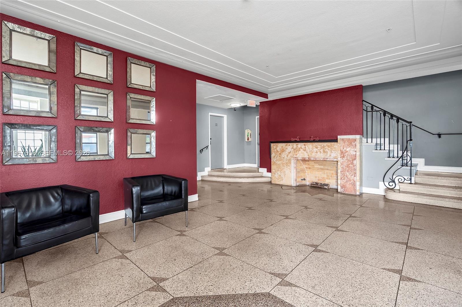 THE BAYLISS CONDO - Residential