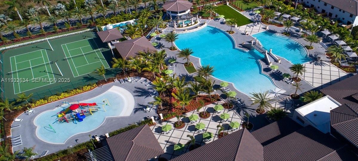 HIGHLAND AT PARK CENTRAL - Residential