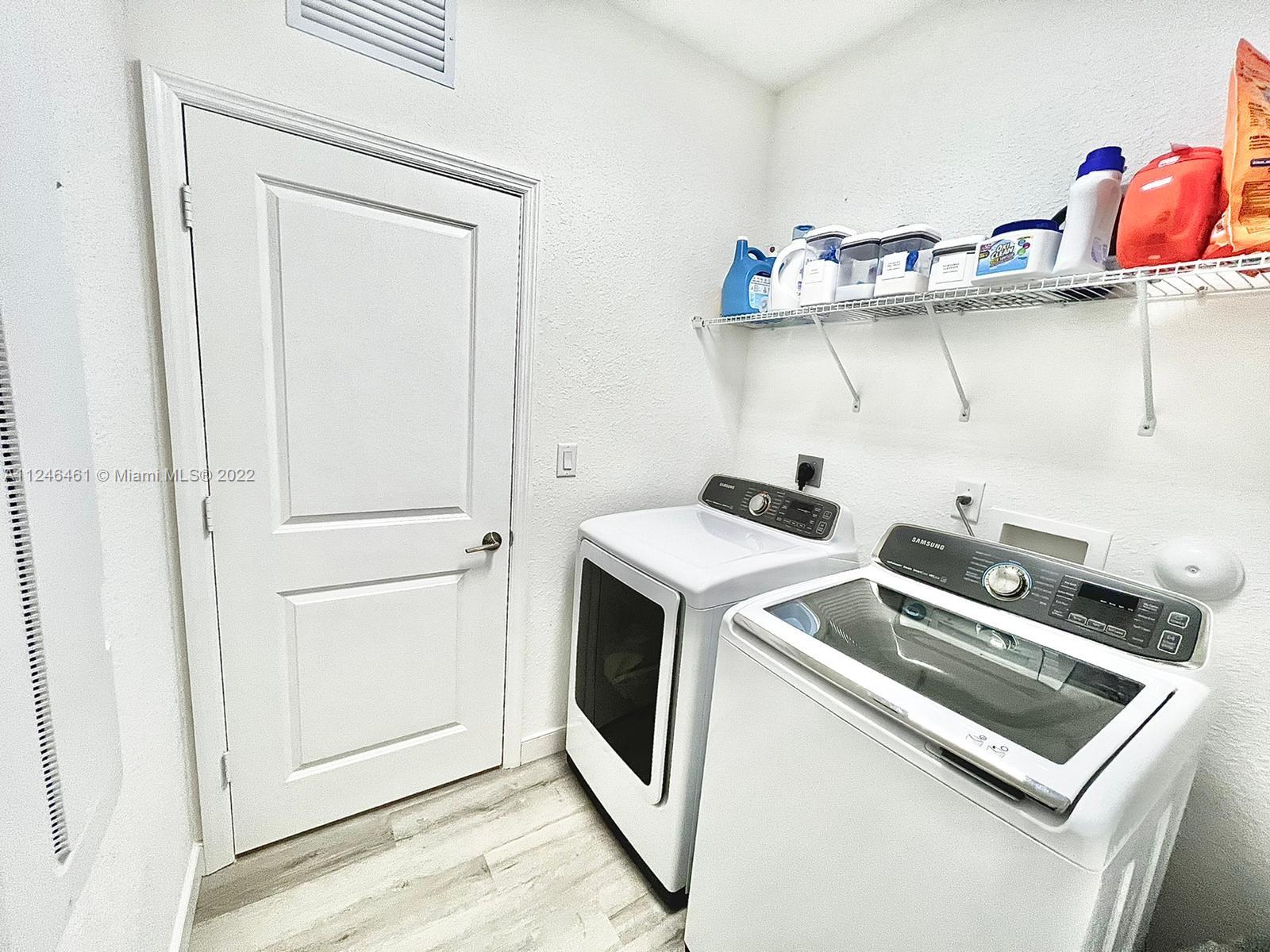 KINGMAN COMMONS - Residential