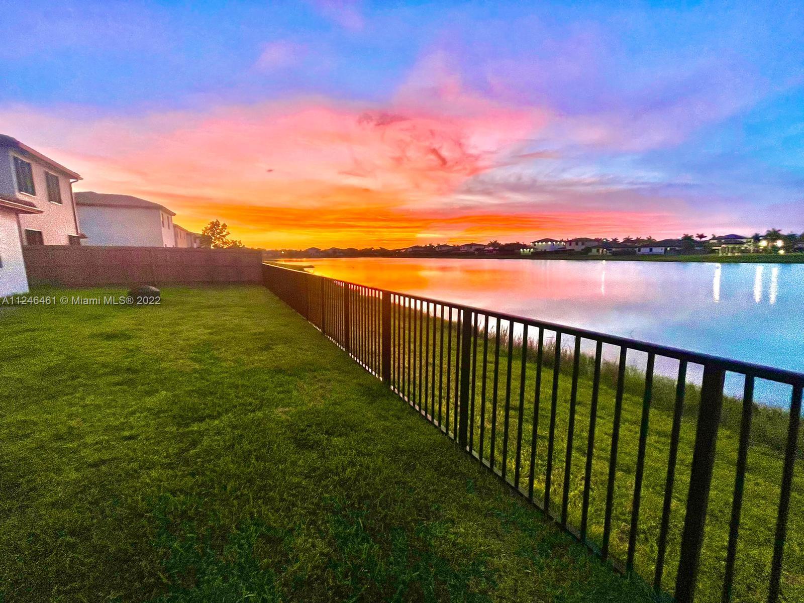 KINGMAN COMMONS - Residential