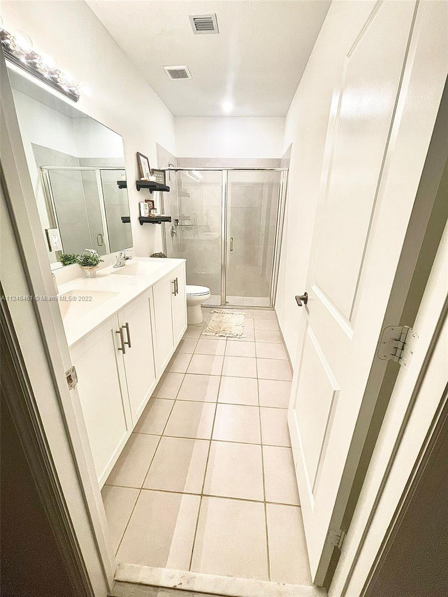 KINGMAN COMMONS - Residential