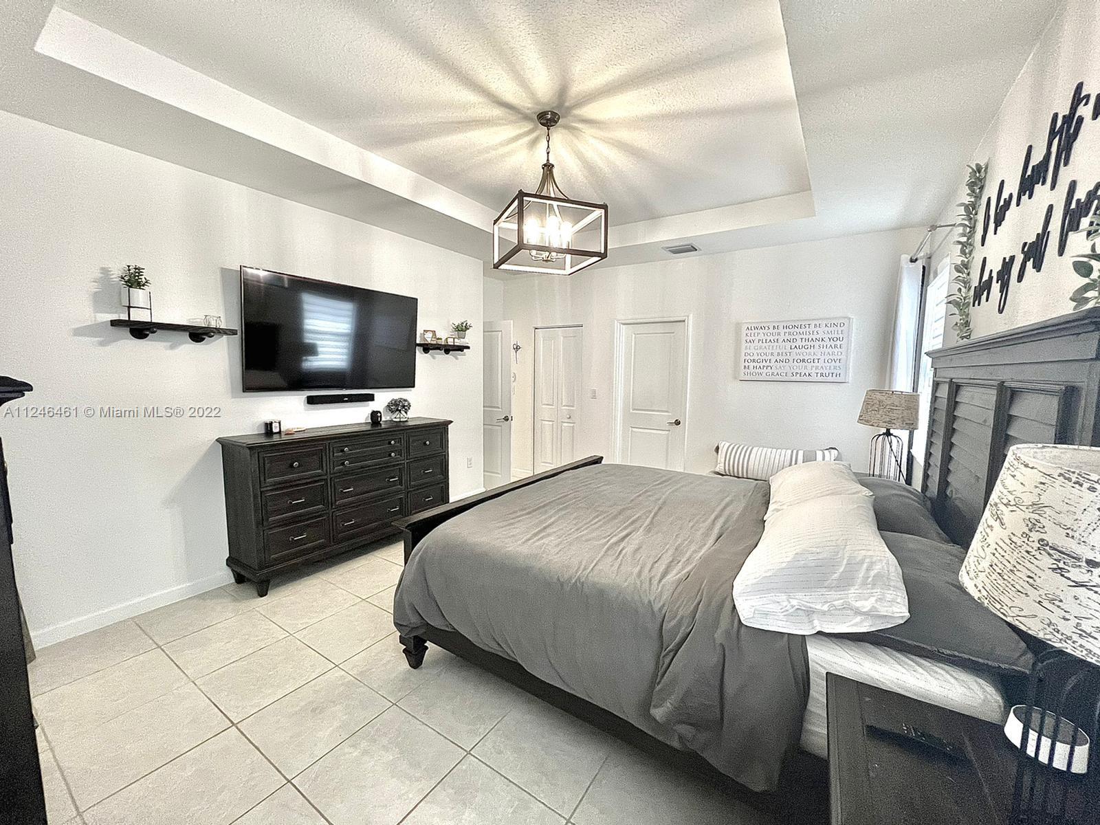 KINGMAN COMMONS - Residential