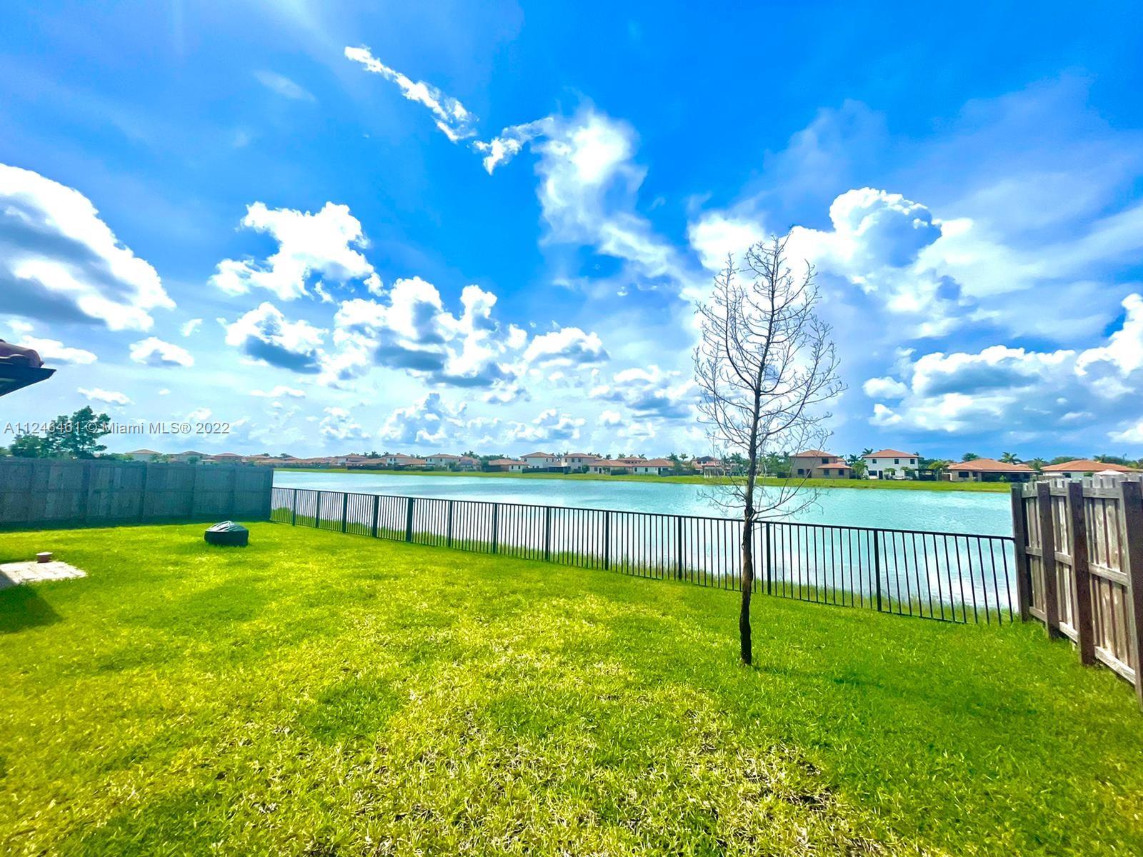 KINGMAN COMMONS - Residential