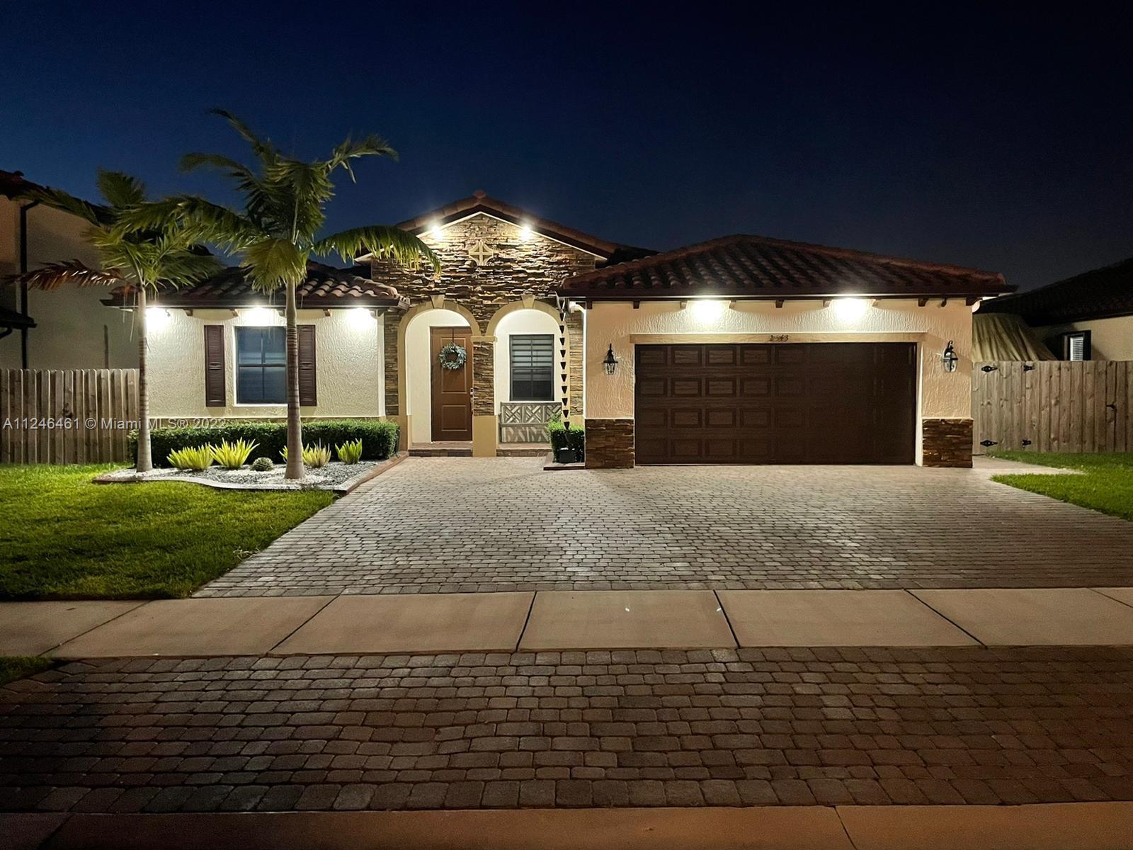 KINGMAN COMMONS - Residential