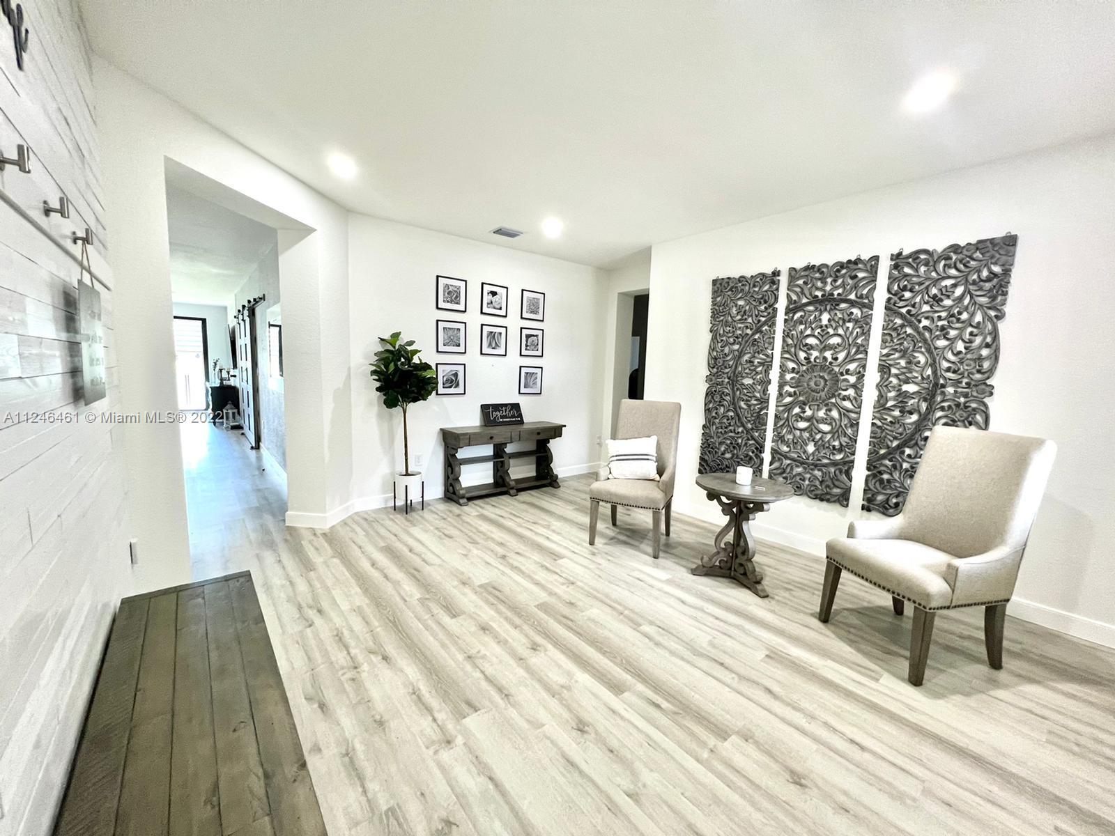 KINGMAN COMMONS - Residential