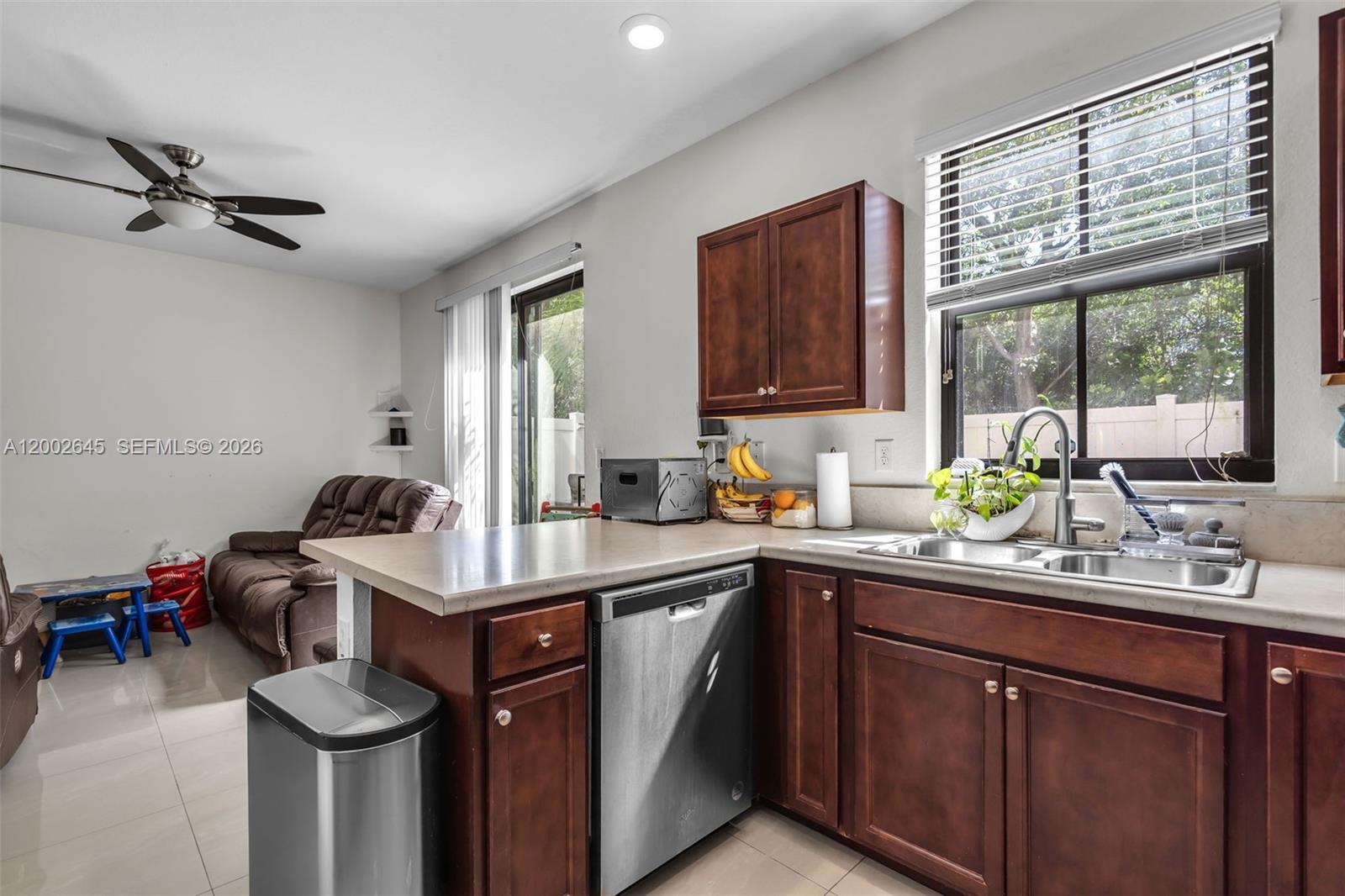 AQUABELLA SECTION ONE - Residential