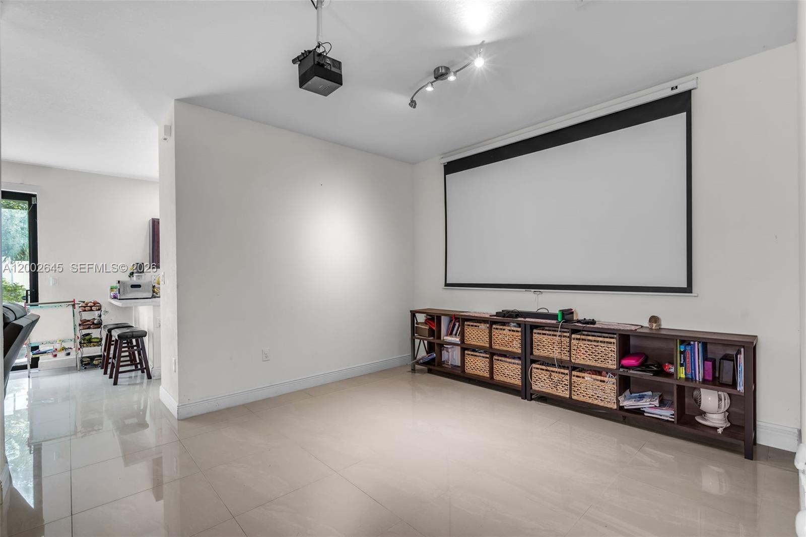 AQUABELLA SECTION ONE - Residential