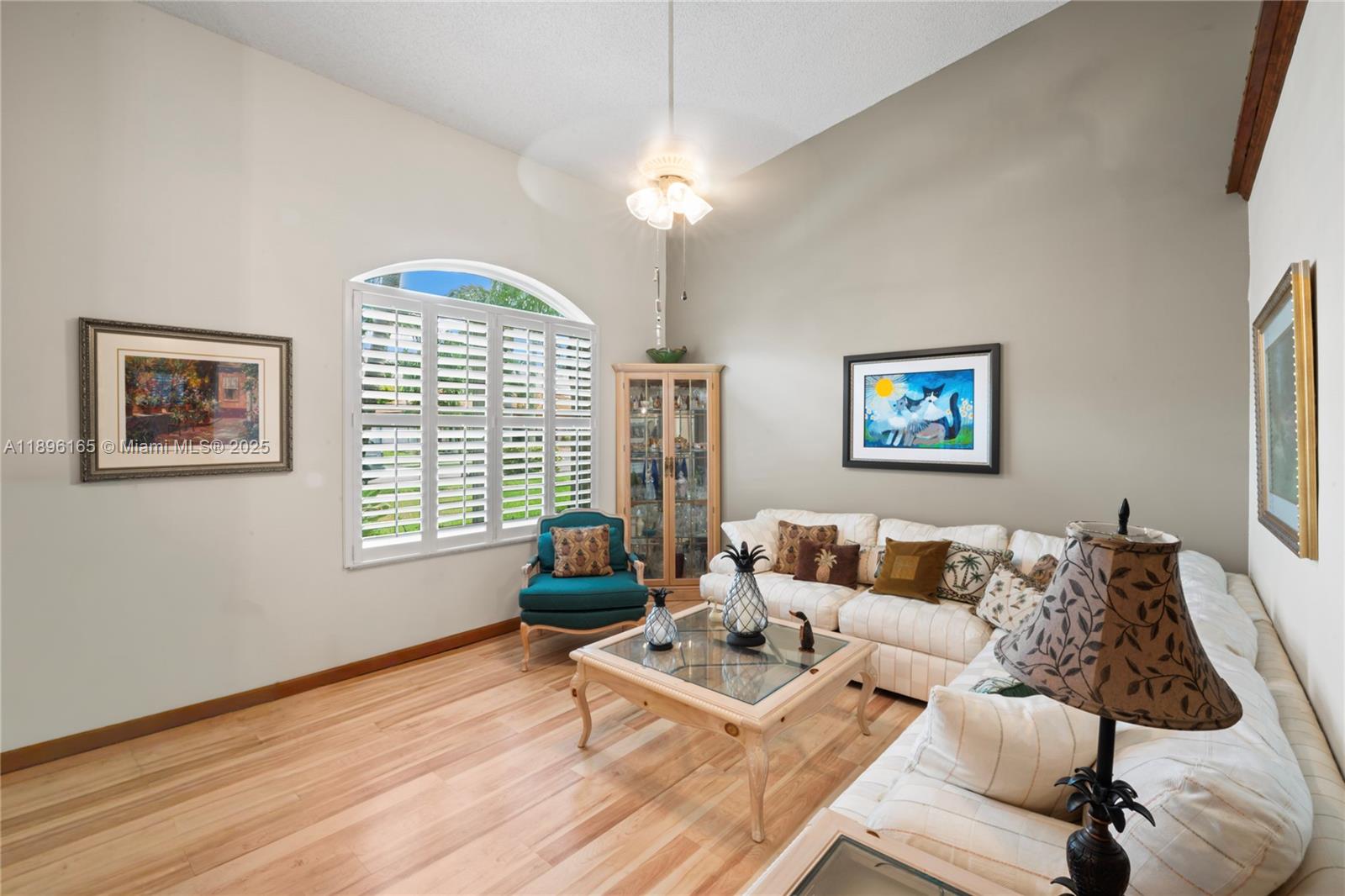 LANDING SOUTH - Residential