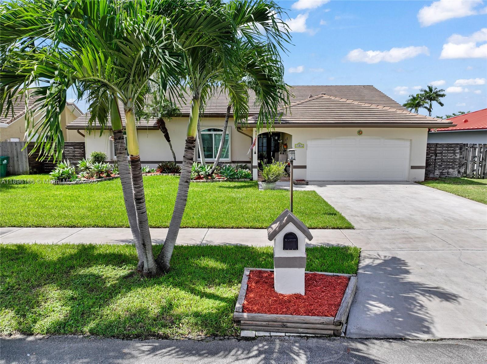 LANDING SOUTH - Residential