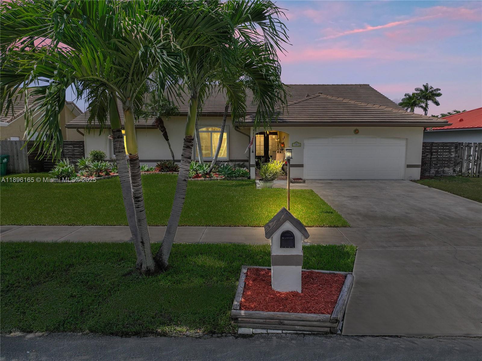 LANDING SOUTH - Residential
