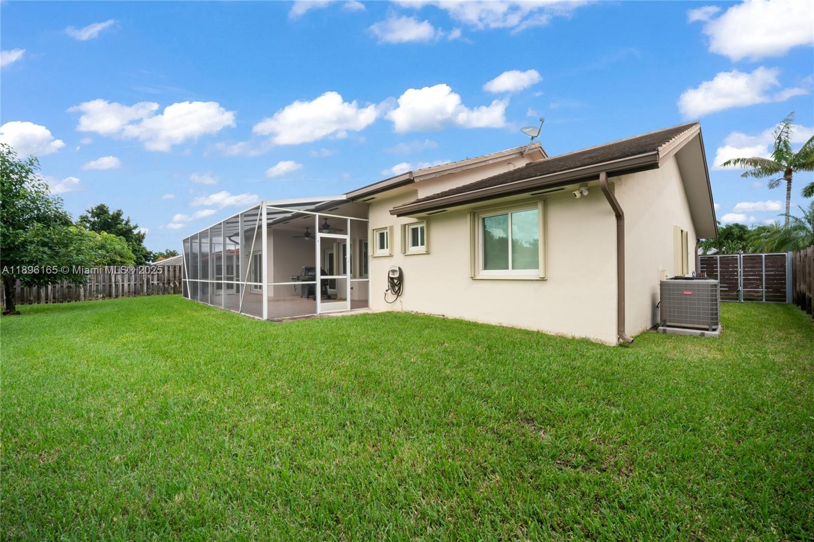 LANDING SOUTH - Residential