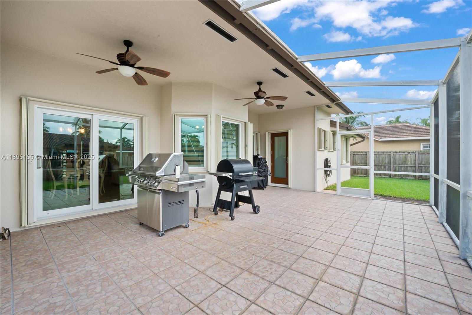 LANDING SOUTH - Residential