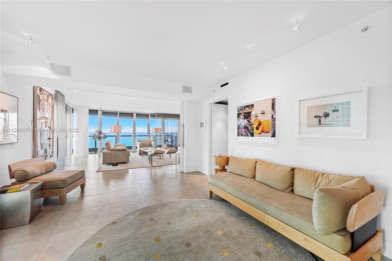 AZURE CONDO - Residential