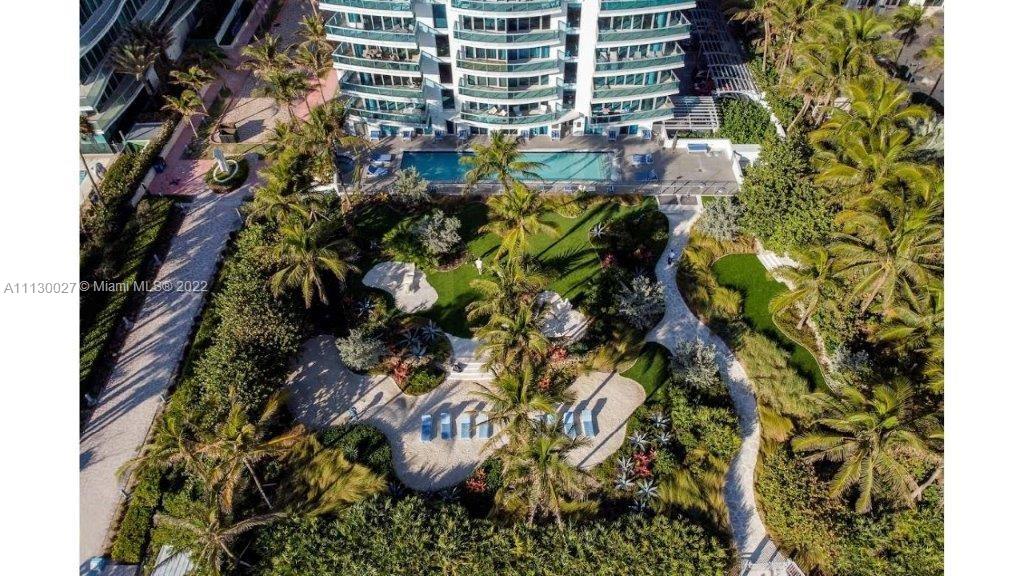 AZURE CONDO - Residential