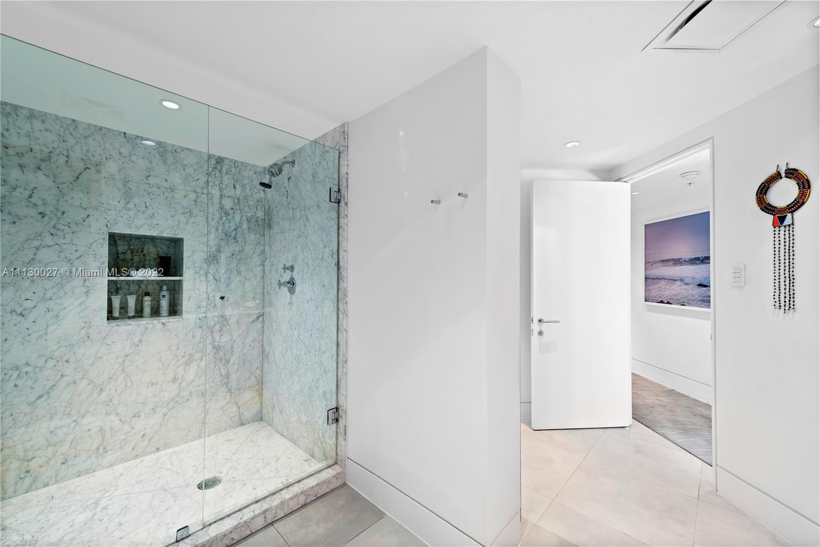 AZURE CONDO - Residential