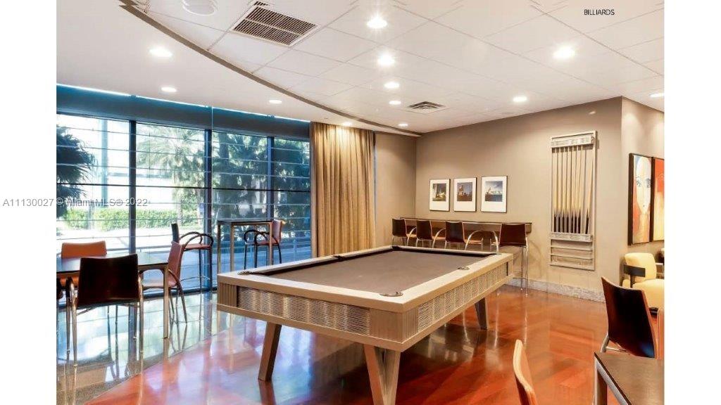 AZURE CONDO - Residential