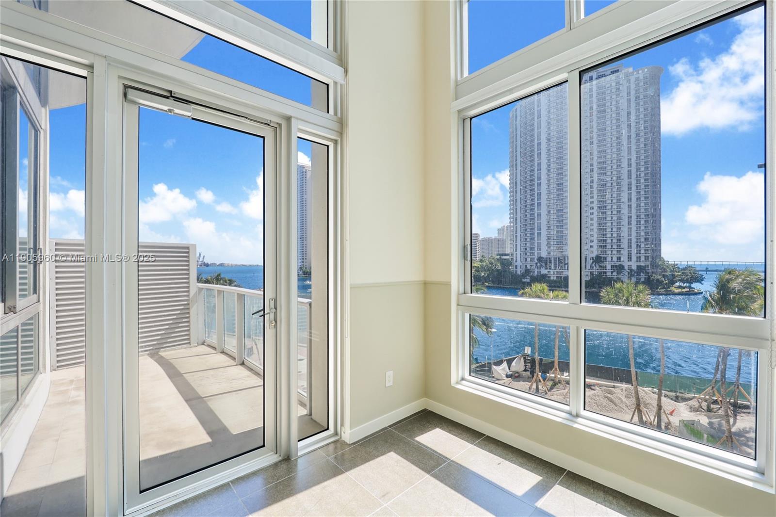 MET 1 CONDO - Residential