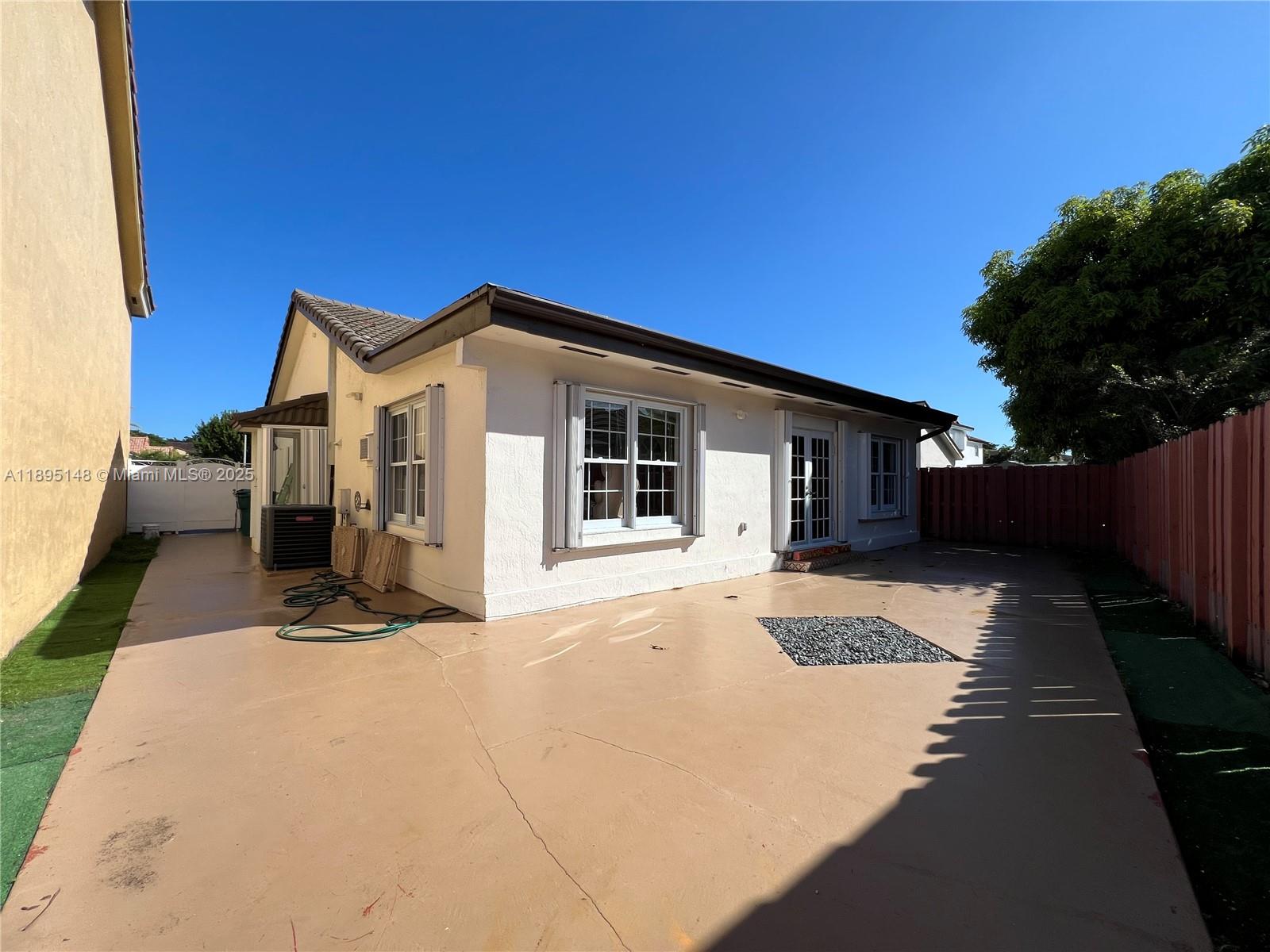 SHOMA HOMES AT KENDALL - Residential