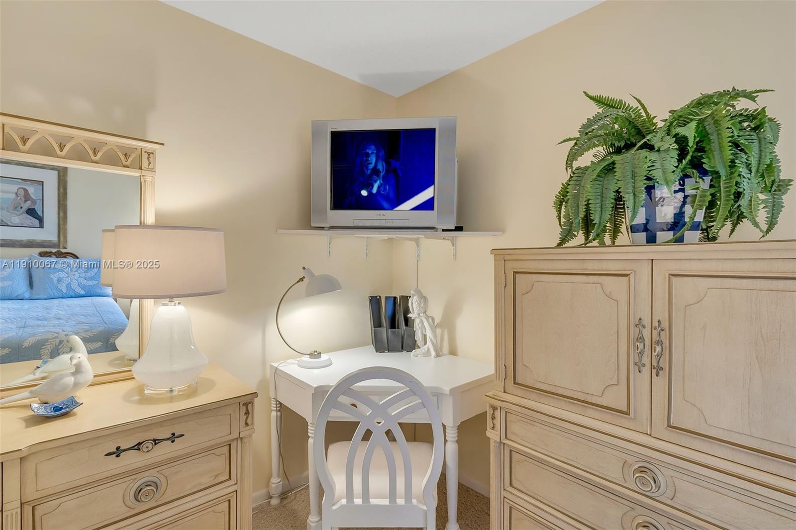 STARLITE CONDO - Residential